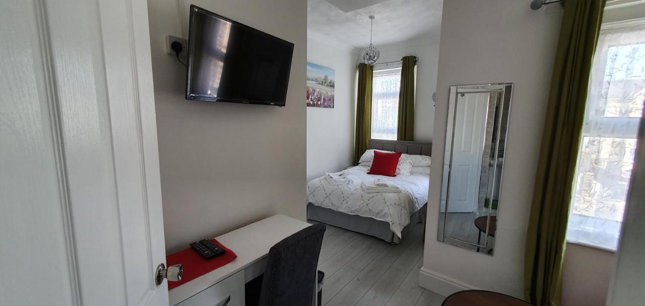 Holly Lodge Weston-super-Mare Quarto foto
